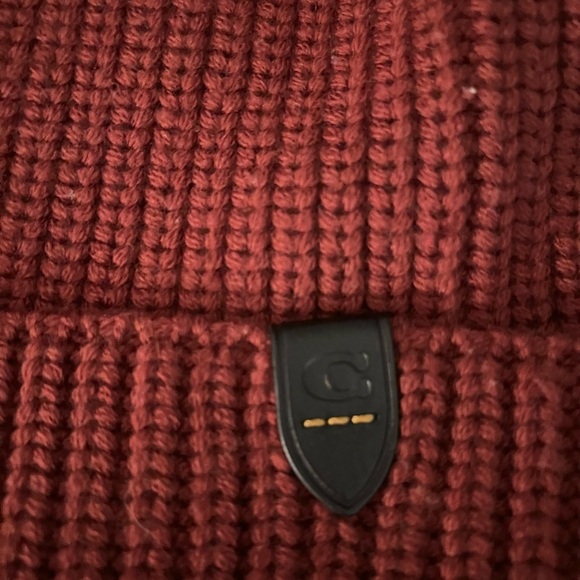 Women’s beanie - Picture 2 of 3